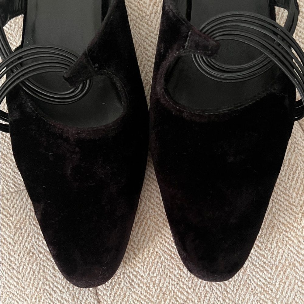 J. Jill Women's Mules in Velvet Black with details in Size 6.5M - Picture 3 of 12